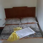 под старата липа Holiday home *